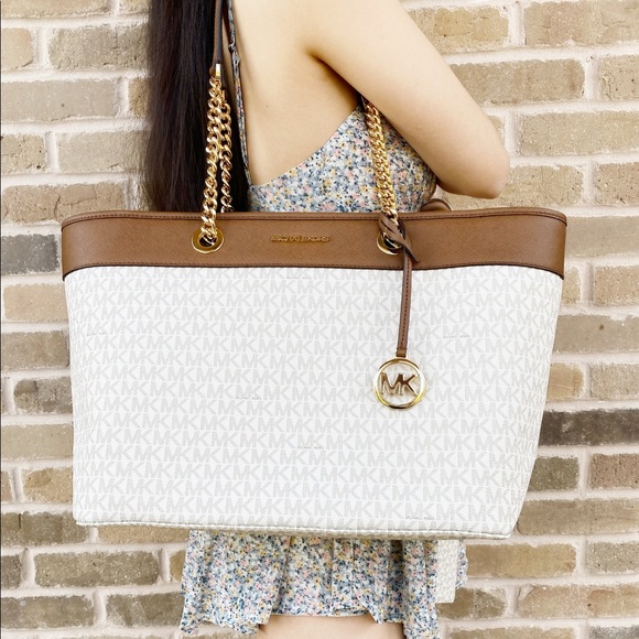 Michael Kors Large Purse Chain tote SALE‼️ - Picture 2 of 6